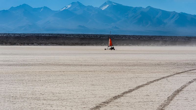 Desastre ambiental en Argentina: una camioneta daña la Pampa del Leoncito que tardará décadas en recuperarse