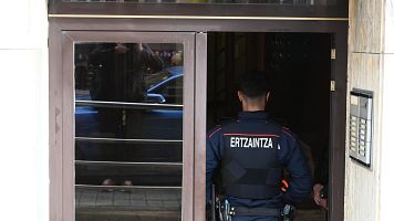 Cuatro detenidos de entre 19 y 54 años en Bizkaia por agredir sexualmente a una menor de 14 años