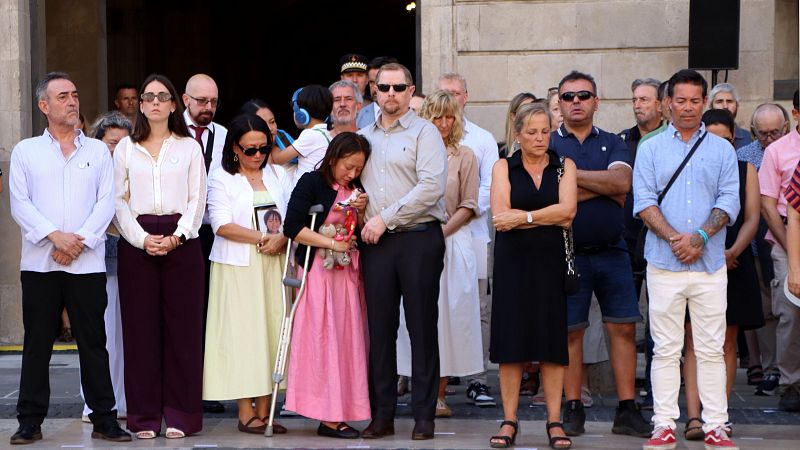 Barcelona ret homenatge a les vícitmes del 17A nou anys després