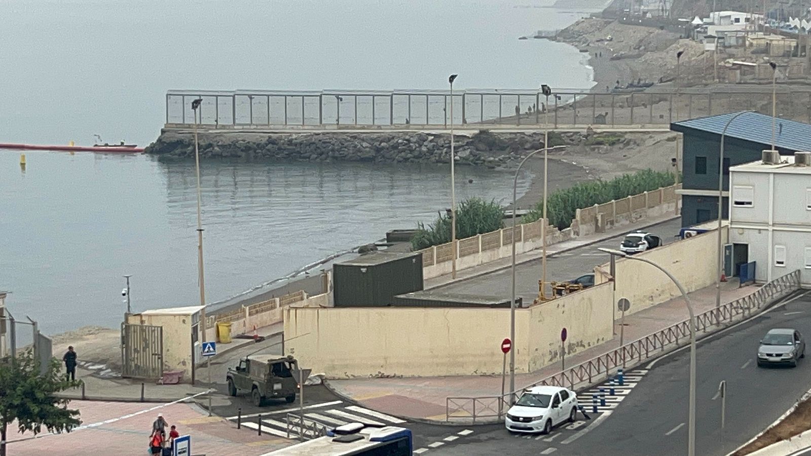 Poder Judicial pide refuerzos para Ceuta por crisis migratoria - Telediario 1 | Ver