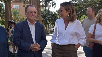 La vicesecretaria de Regeneraci�n Institucional del PP, Cuca Gamarra y el presidente de Ceuta, Juan Jes�s Vivas, este martes