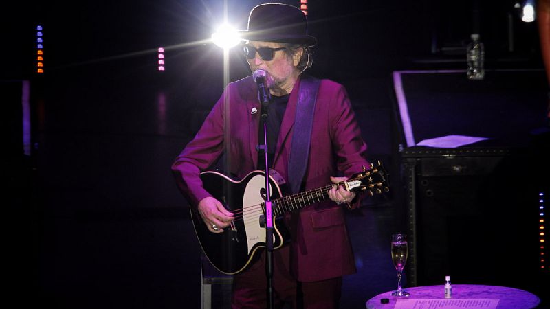 Joaquín Sabina, hospitalizado en Madrid por un problema circulatorio