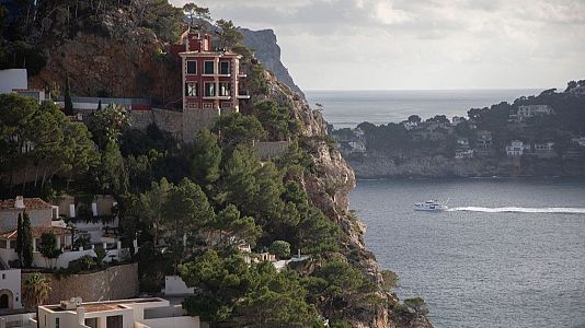 Una calle de un pueblo de Mallorca es la m�s cara de Espa�a: una casa cuesta una media de 15 millones de euros