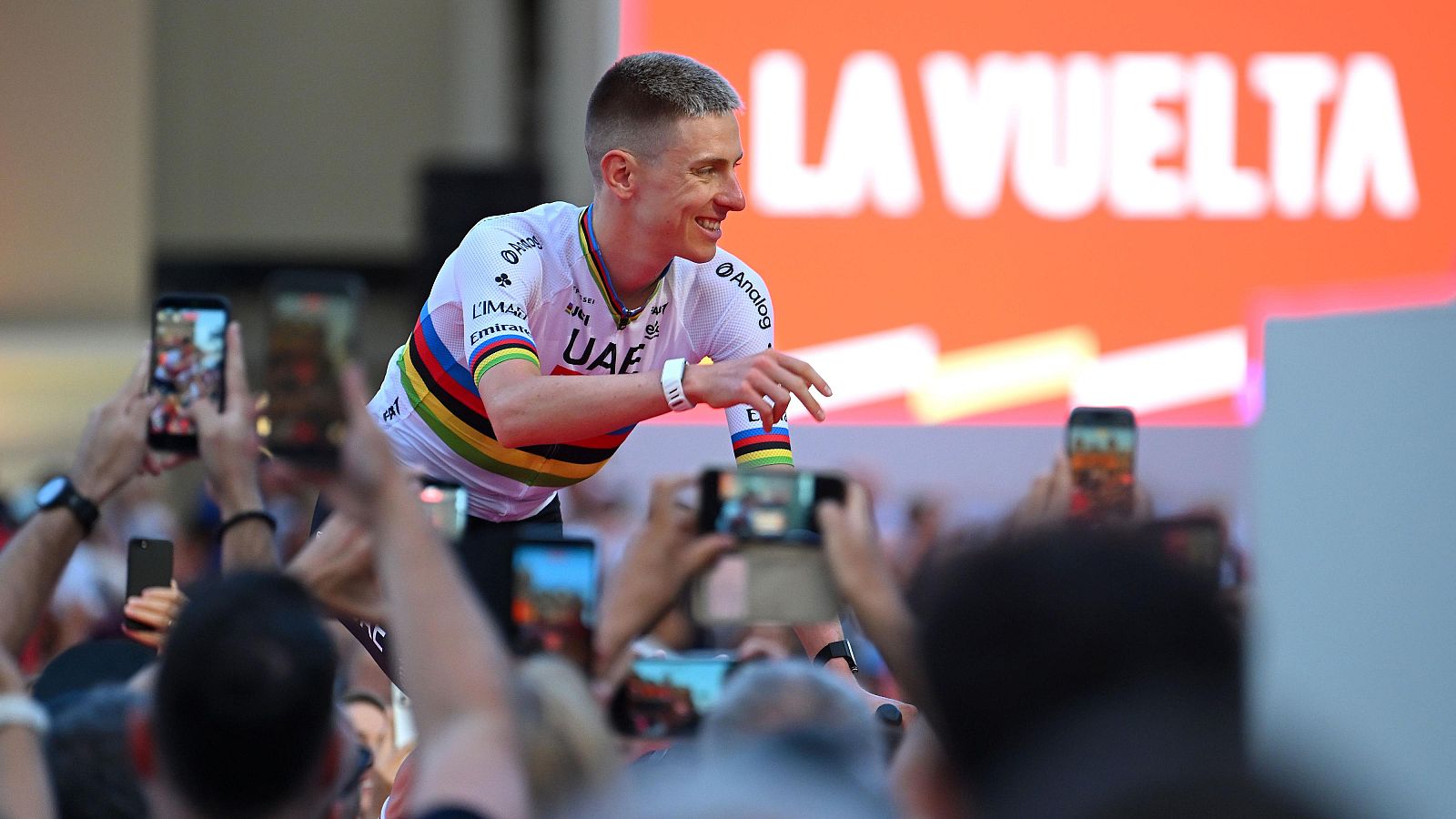 Tadej Pogačar buscará llevarse su primera Vuelta a España | Ver