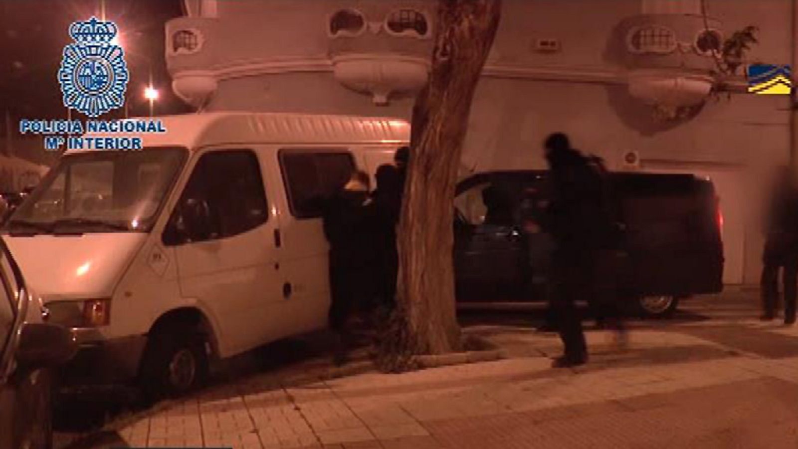 Detenido en Málaga un hombre acusado de financiar a su exesposa para que se uniera al Estado Islámico en Siria