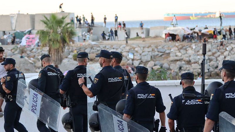 Ceuta: hastío e indignación un mes después de la entrada masiva de migrantes