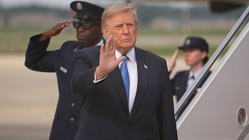 Trump llama a las empresas canadienses a mudarse a EE.UU. para evitar los aranceles