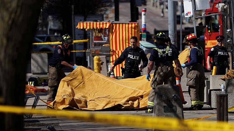Al menos diez muertos y 15 heridos en un atropello múltiple en Toronto