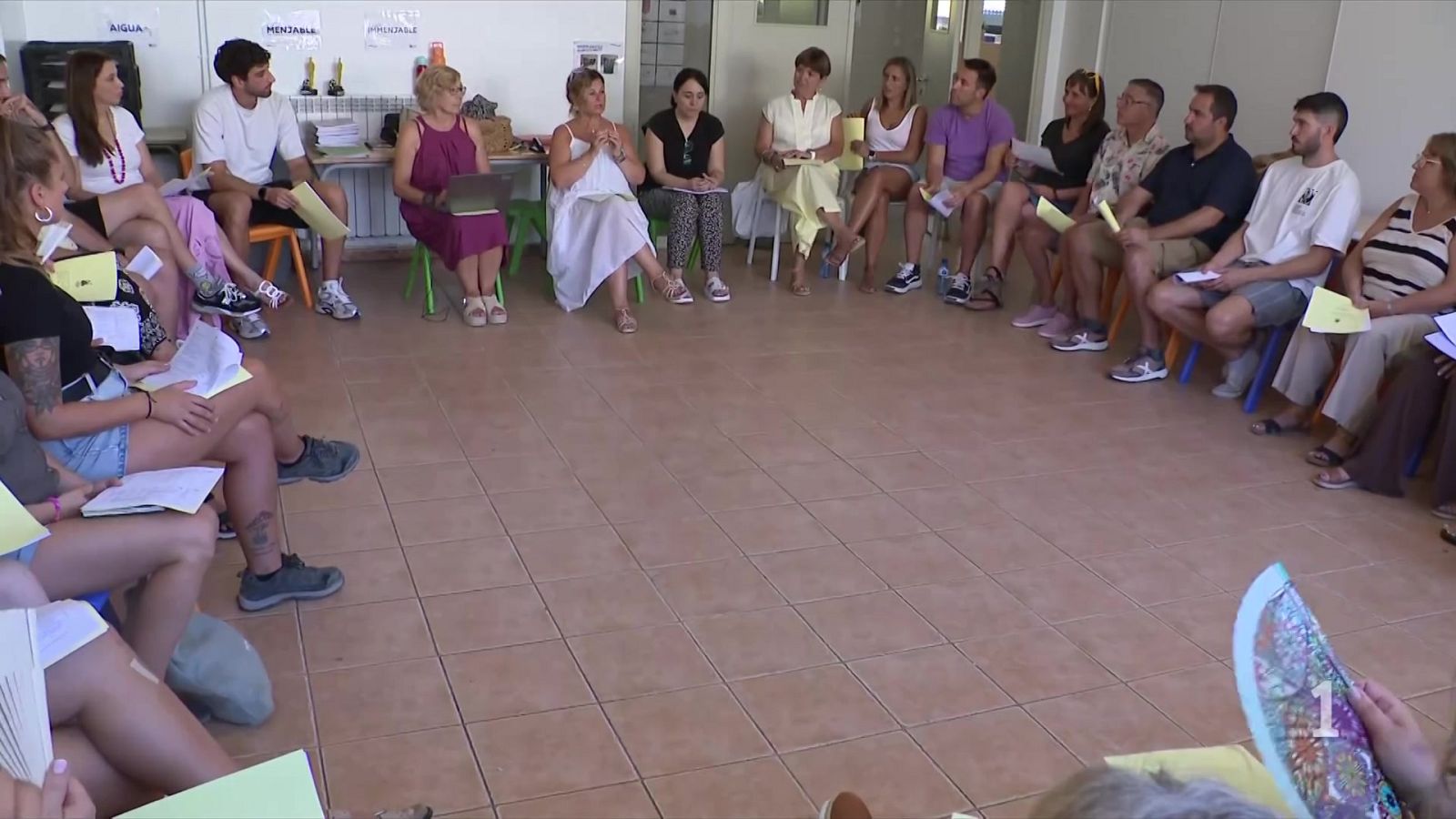Educació reprèn les reunions amb els sindicats per abordar el nou curs