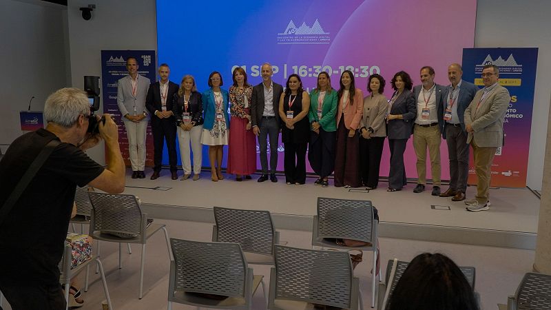Educar y acompañar a los menores en el entorno digital son claves para un uso seguro y responsable de la tecnología