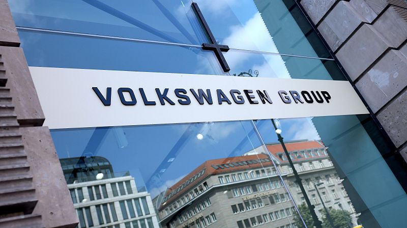 Volkswagen anuncia 50.000 despidos y una reducción de modelos del 50% en un plan de reajuste hasta 2030