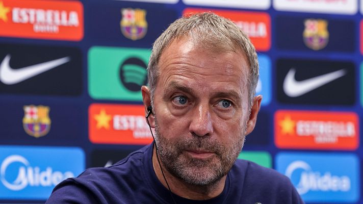 Hansi Flick en la previa del Valencia - Barcelona