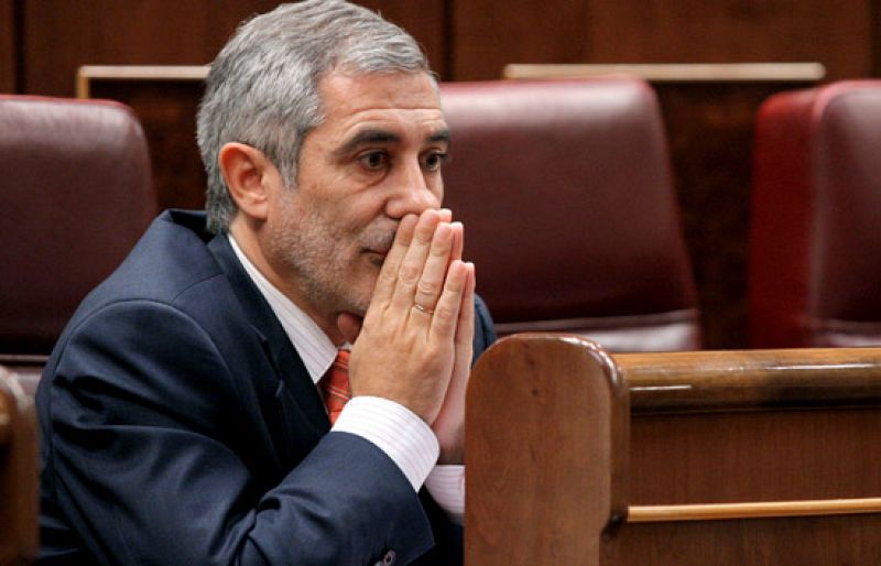 Llamazares, la perseverancia del 'médico rojo'