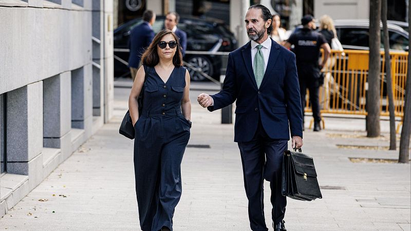 La gerente del PSOE asegura que Cerdán encargó los contratos que la UCO señala como vía de pago a Leire Díez