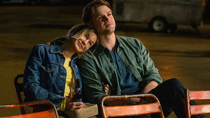 Ren�e Zellwegger y Leo Woodall en 'Bridget Jones: Loca por �l'