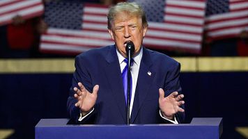 Trump promete 5.000 d�lares para cada adulto si los republicanos ganan las 'midterms'