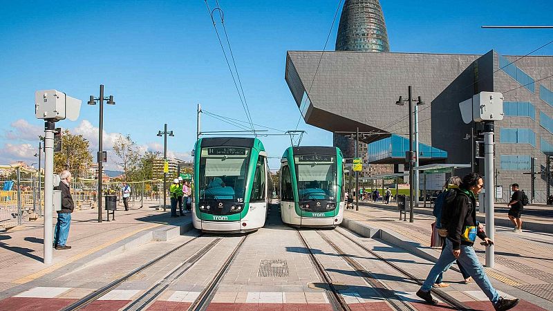 El Tram recupera el servei entre Verdaguer i Sant Adri� del Bes�s