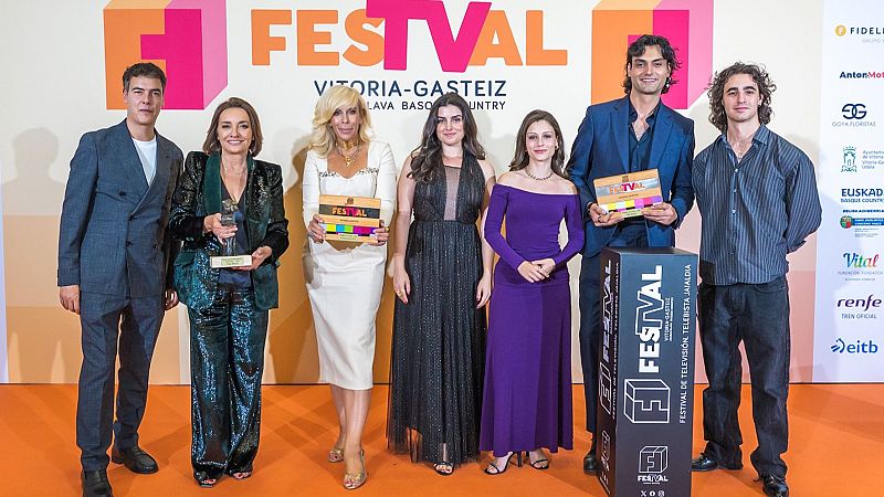 Pepa Bueno, TVE por su 70º aniversario, Jesús Cintora y 'Valle salvaje' recogen premios en el FesTVal 2026