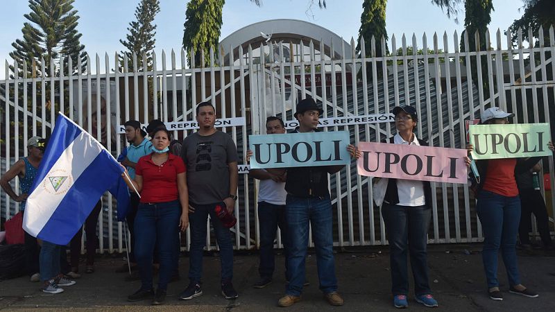 Estudiantes de Nicaragua exigen la destitución y el juicio para los mandos policiales