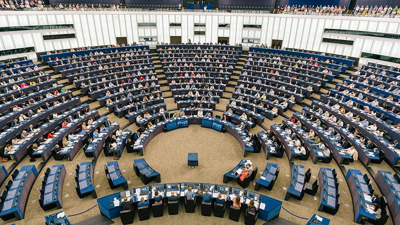 El Parlamento Europeo debate la entrada masiva de migrantes en Ceuta
