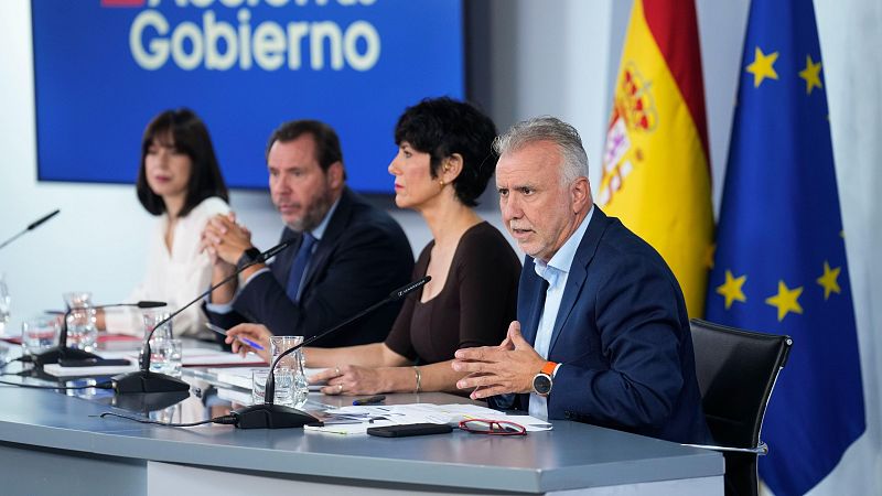 Torres cifra en 1.612 los menores migrantes filiados en Ceuta tras la entrada masiva y calcula entre 700 y 1.000 en las calles