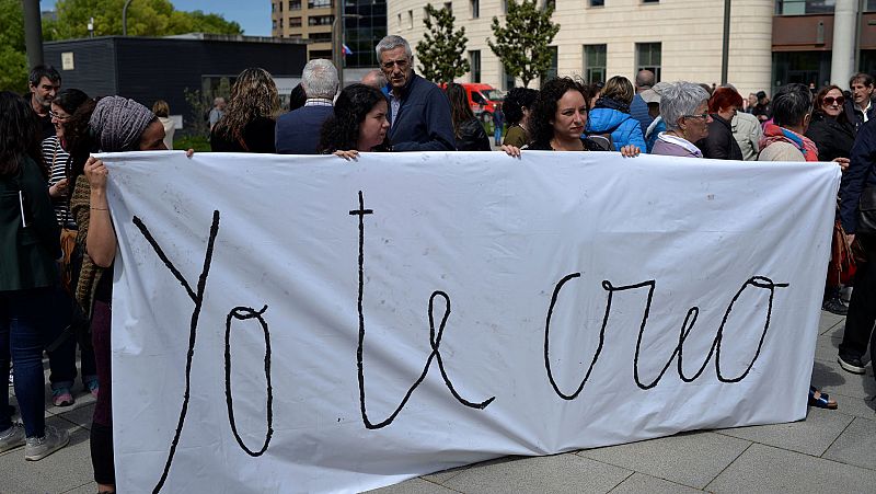 Abuso sexual y no violación porque no hubo "golpes, empujones, desgarros": la clave de la sentencia de 'La Manada'