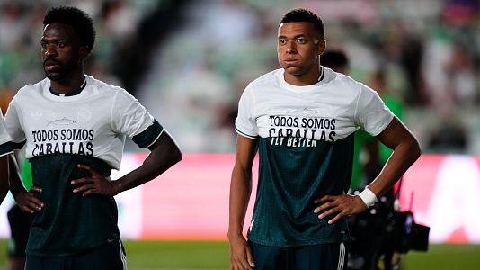 Vin�cius, Mbapp� y Konate cortan el mensaje de apoyo a Ceuta