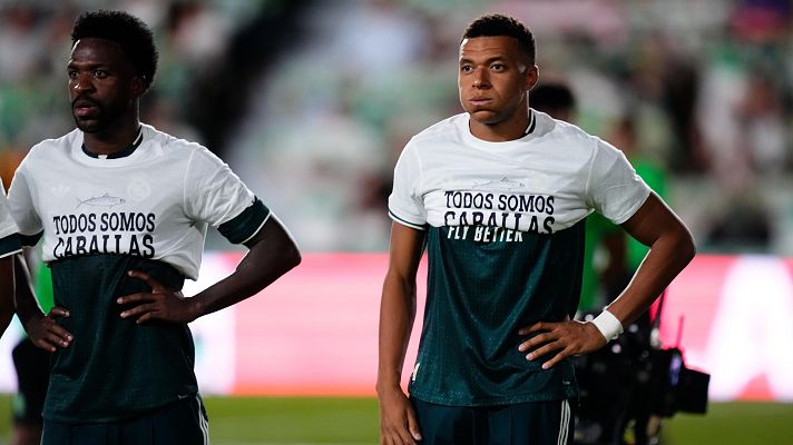 Vin�cius, Mbapp� y Konate cortan el mensaje de apoyo a Ceuta