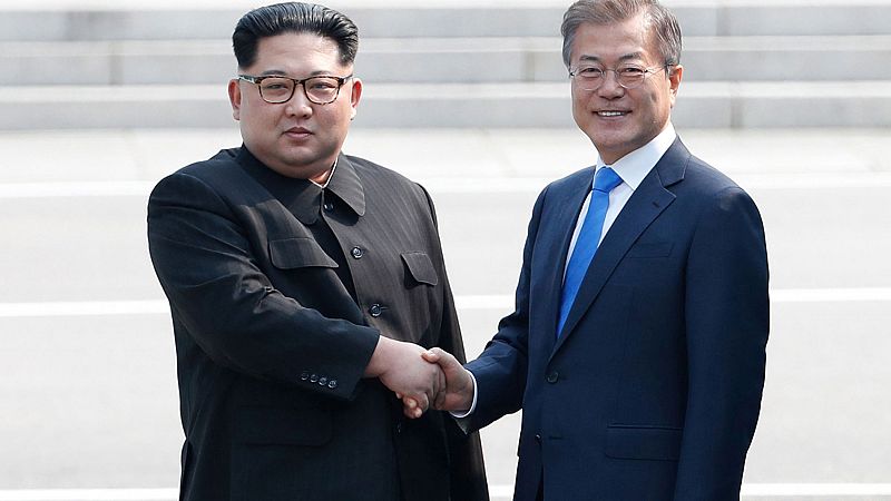 Las dos Coreas celebran una histórica cumbre con el compromiso de conseguir la paz