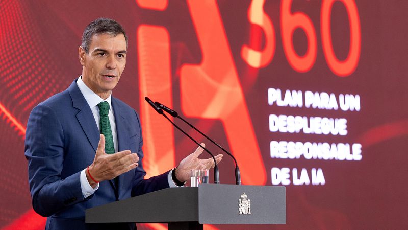 Sánchez pide un contrato social para la IA y advierte: "Su regulación no puede quedar en manos de los tecnoligarcas"