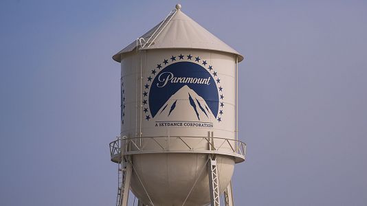 Paramount cierra un acuerdo que allana su fusi�n con Warner Bros.