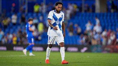 Aubameyang se lesiona en el menisco y pasar� por quir�fano
