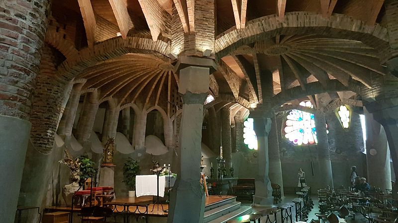 Visita a la colonia Güell