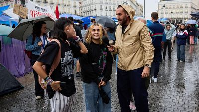 La Revuelta se acerca a la acampada por la vivienda: "Es un problema estructural, la clase trabajadora no aguanta más"