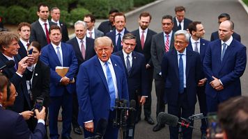 Donald Trump habla con periodistas tras una reuni�n con ejecutivos del sector tecnol�gico en la Casa Blanca