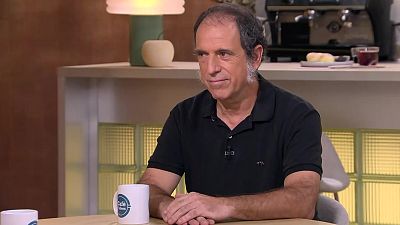 Aurtenetxea: "Una de les eines que tenia el militarisme per entrar a les llars era la mili"
