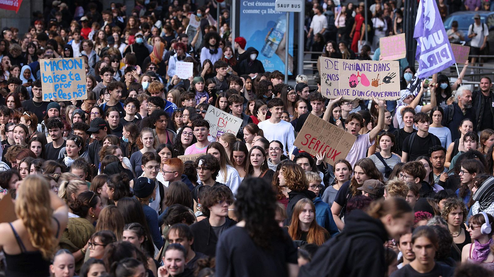 Francia: manifestaciones por la educación