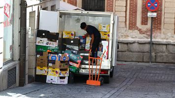 Septiembre crea empleo pero empuja el paro hasta los 2,38 millones, la cifra m�s baja este mes desde 2007