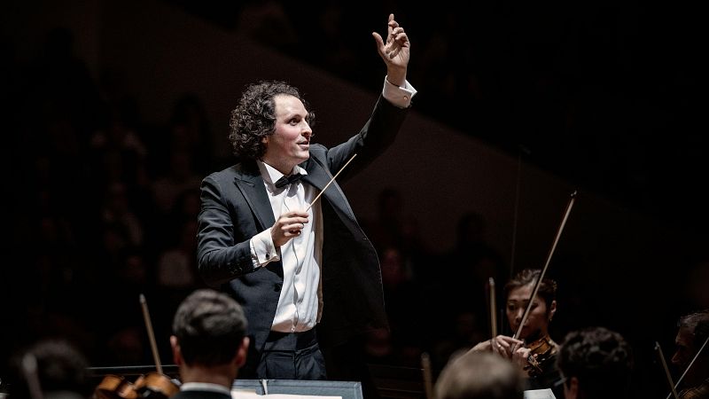 Alexandre Bloch asume la dirección de la Orquesta y Coro RTVE con la 'Resurrección' de Mahler