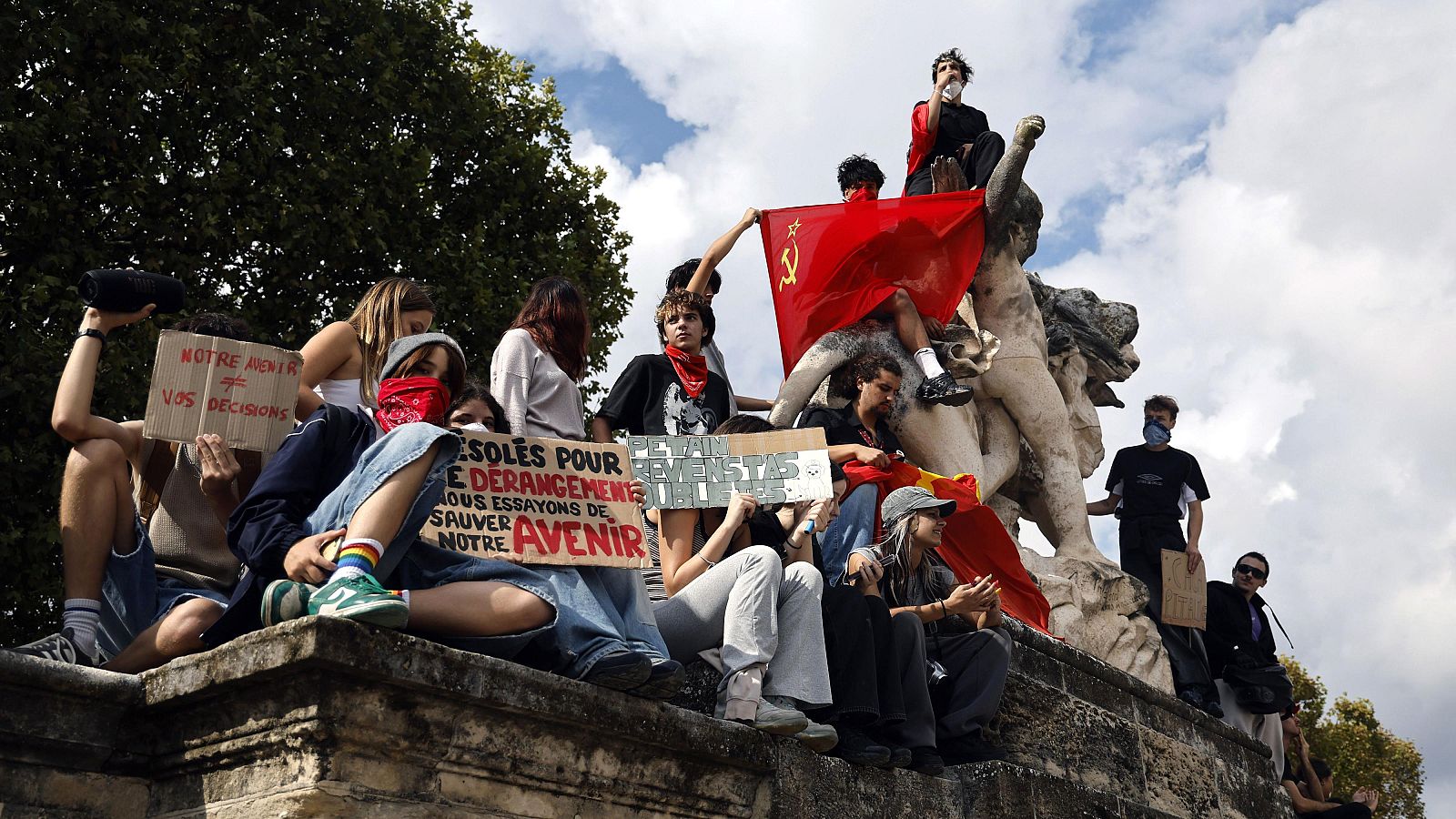 Las manifestaciones estudiantiles en Francia suman ya más de 5.000 detenidos, la mayoría menores de edad