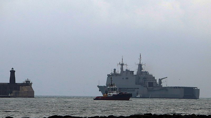 Buques de guerra marroquíes entraron en aguas de Ceuta coincidiendo con la llegada masiva de inmigrantes
