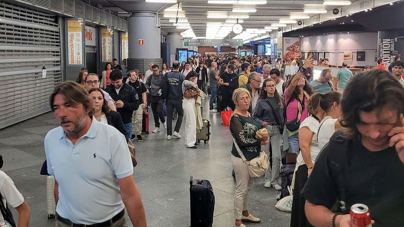 El incendio de un tren interrumpe la circulación de alta velocidad entre Madrid y Barcelona durante varias horas
