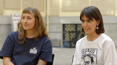 Angie de la Lama y Celia Dosal codirigen el pódcast 'Mesa de Dibujo', dedicado a la novela gráfica