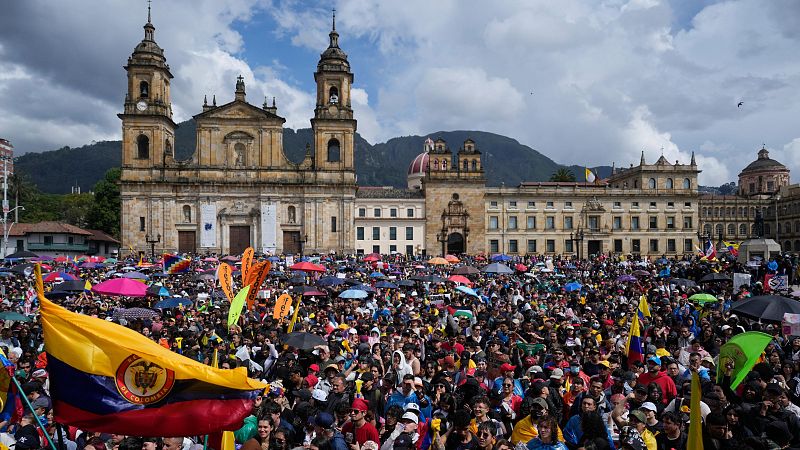 La oposición colombiana realiza su primer paro nacional contra Abelardo De la Espriella