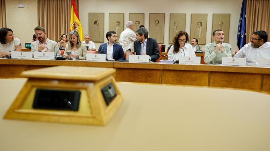 Imagen de archivo. Reuni�n en uno de los salones del Congreso de los Diputados de los responsables de las formaciones del espacio plurinacional
