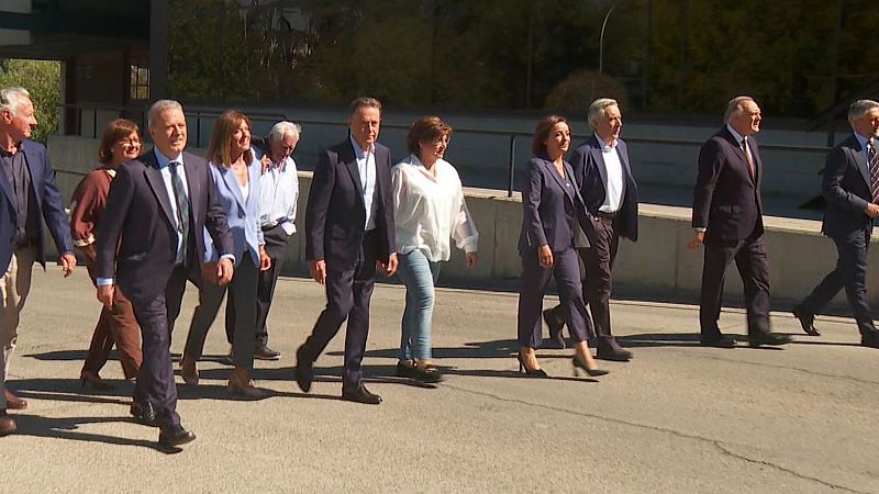 'El Telediario de nuestras vidas': rostros míticos de TVE se reúnen este lunes en Torrespaña en un TD muy especial