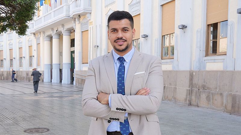 El PSOE designa a Riduan Moh como candidato al Congreso por Melilla