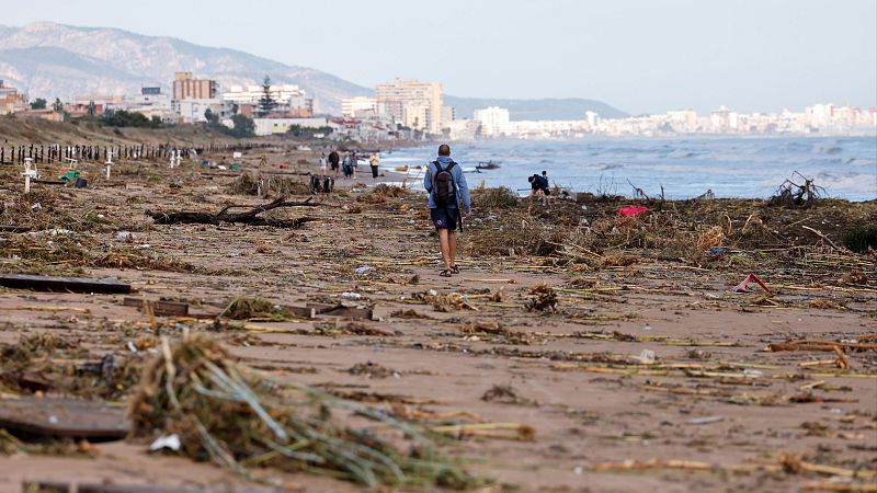 La Comunidad Valenciana busca la normalidad tras la dana Adam que dejó más de 2.000 evacuados y 500 rescatados