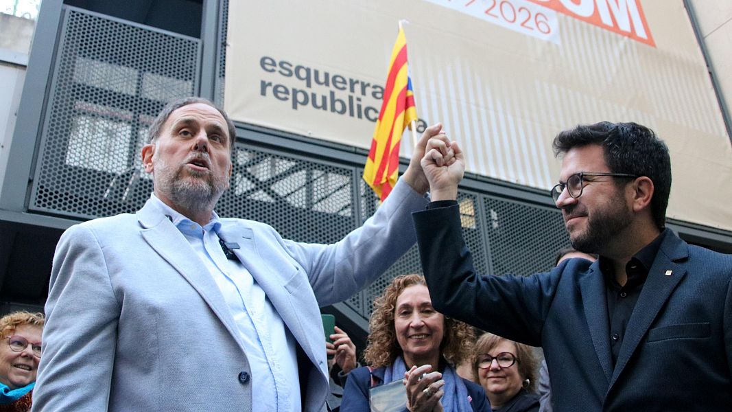 Oriol Junqueras at�n els mitjans a Madrid