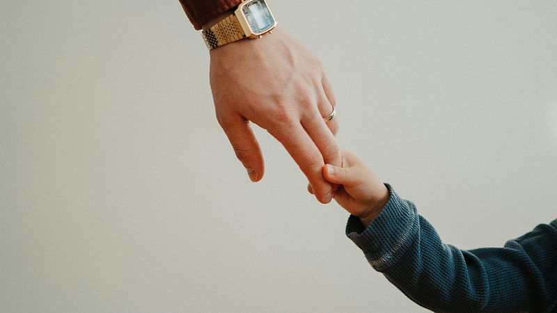 Salut investiga quatre casos de maltractament infantil no detectats a temps durant el 2026
